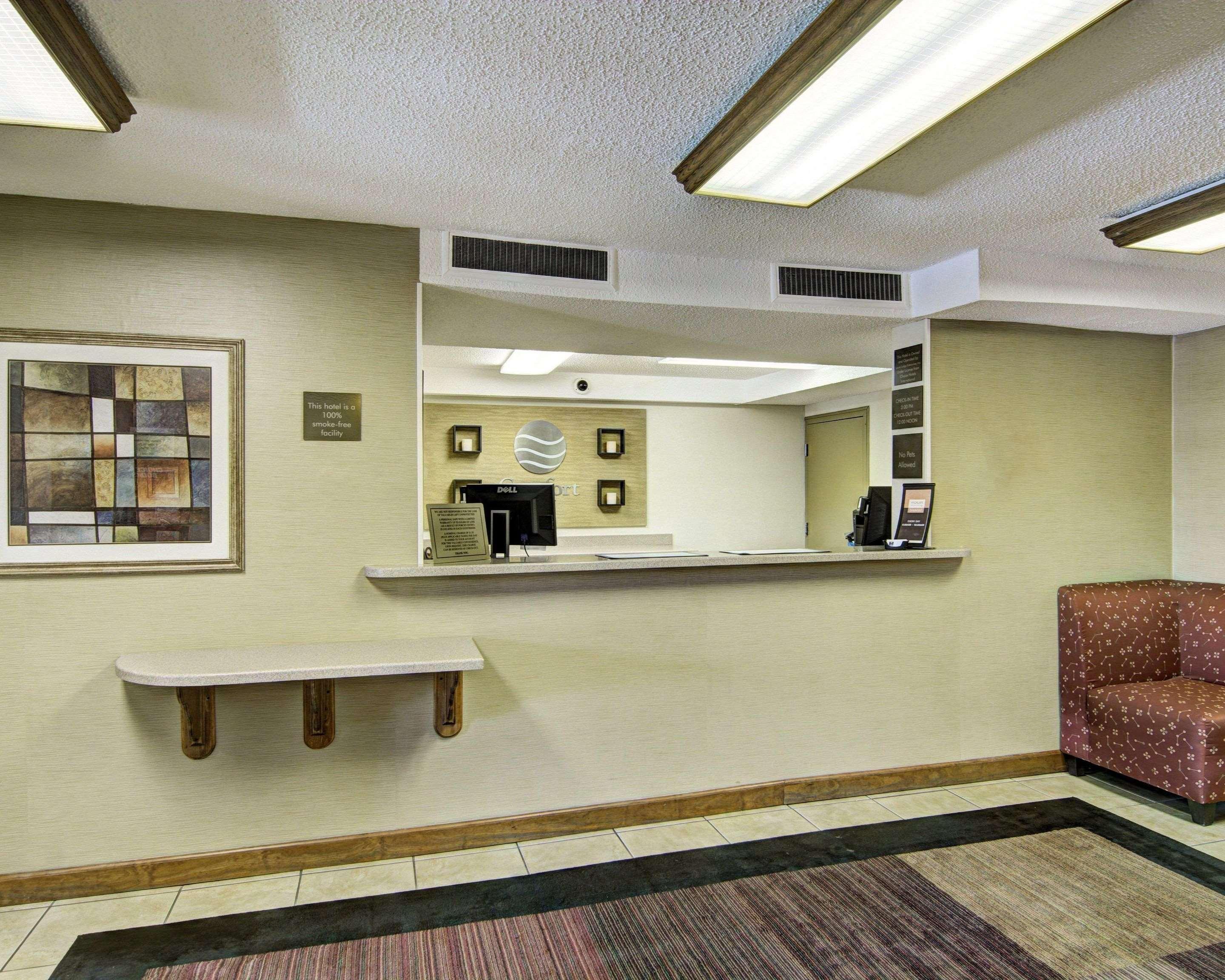 Clarion Pointe Beckley Hotel Bagian luar foto
